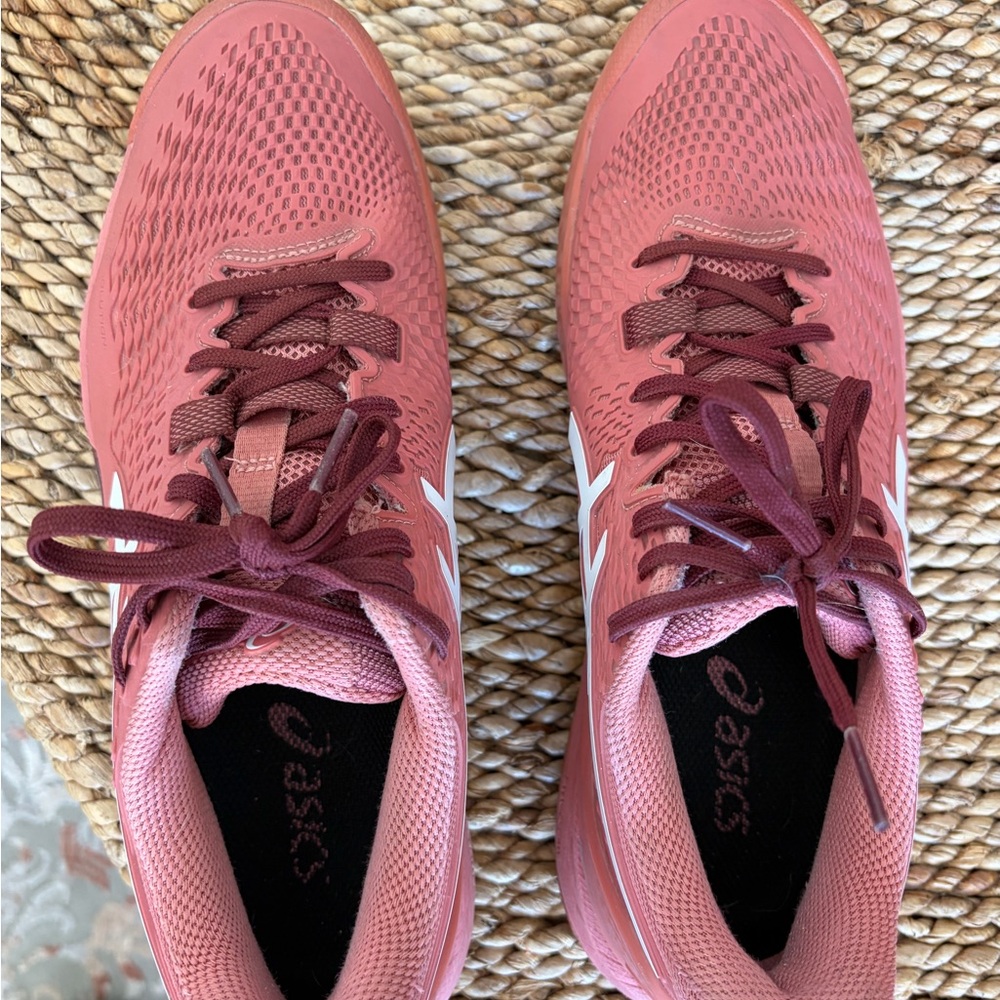 Asics Women's Gel Resolution Tennis Shoes